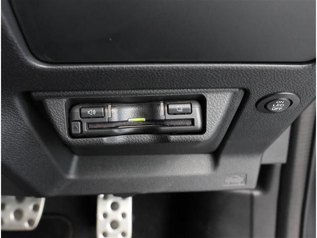 アツミモータースでは人気の中古車を常時1500台展示！掲載車両以外にも当社ホームページにて検索できます！