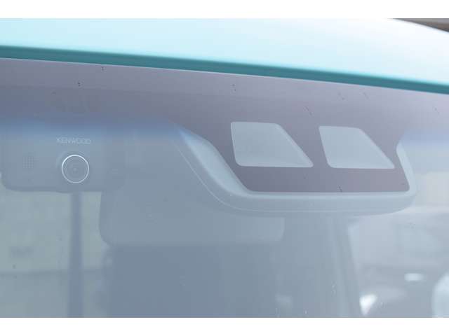 【切替式4WD】【ドラレコ】◆スマートアシストIII（衝突軽減ブレーキシステム）・横滑り防止機能・ヘッドライトレベライザー・ETC・キーレスキー◆