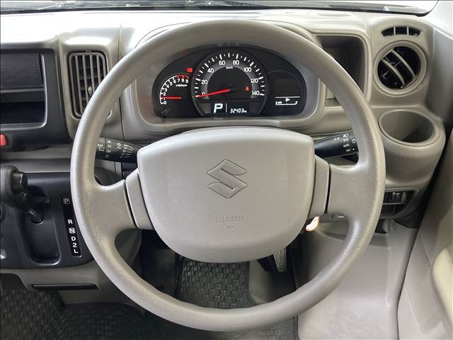 ご納車後も安心、安全なお車にお乗りいただく為にお得な保証パックもご用意しております。軽スマイルは、ご成約から納車後までお客様の大切なお車のサポートをさせていただきます！