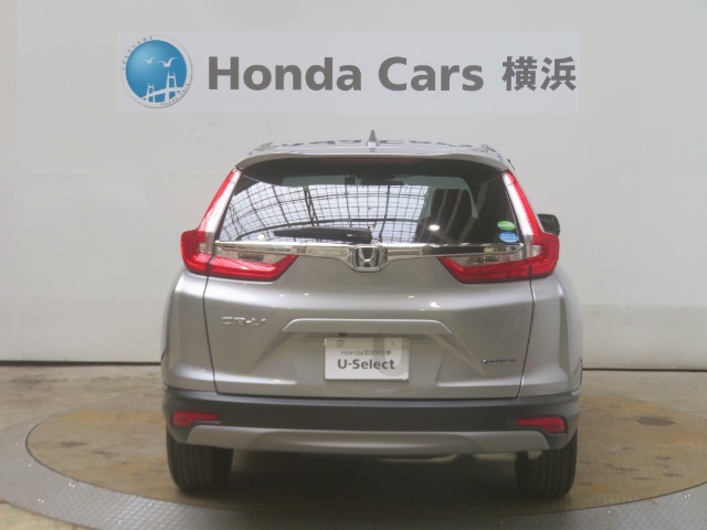 Honda認定中古車はU-Select保証1年付きで、有料で最長5年まで延長可能です。またU-Select　Premium保証の中古車は無料保証2年付きで、有料で最長5年まで延長可能です。