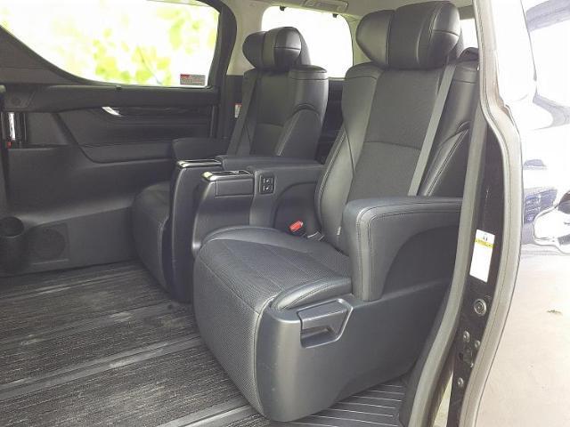 WECARSでは登録（届出）済未使用車や走行距離1万km未満の在庫車も多数ご用意しております！状態は良いものが良いけど、新車は高いな・・・そんなお客様にオススメです！