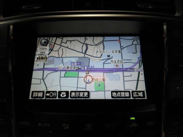 オンライン相談　スマホのカメラで車の細部をみながらのオンライン商談、ご来店なしでの契約、ローンの審査もかんたんです。