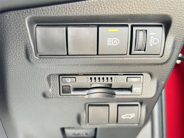ETC車載器付きです。高速道路の料金所もスムーズに通過できます。