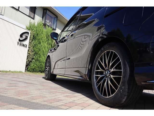 ◆社外18インチアルミホイール