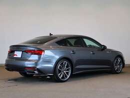 Audi A5 Sportback 45 TFSI quattro S line/マトリクスLEDヘッドライト/アルミホイール 5スポーク Sデザイン グラファイトグレー ポリッシュト 8.5J x19