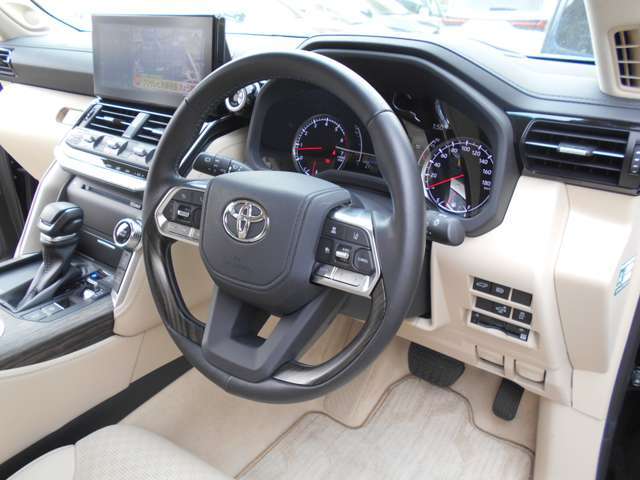 トヨタ ランドクルーザー300 3.5 ZX 4WD 2023年 0.7万キロ (大阪府