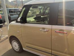 左側面からの写真です♪