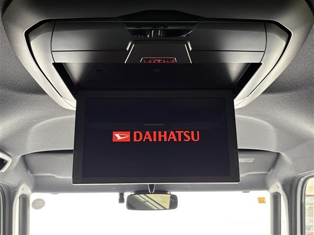 【後部座席操作部】『後部座席周辺の装備』の画像になります。写真の内容に関してご不明点、ご質問等がございましたらお気軽にガリバー店舗までお問い合わせください。