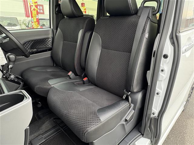 【助手席】『助手席周辺』の画像になります。写真の内容に関してご不明点、ご質問等がございましたらお気軽にガリバー店舗までお問い合わせください。