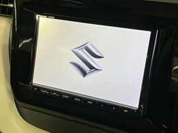 【純正8型ナビ】人気の純正ナビを装備。オーディオ機能も充実しており、Bluetooth接続すればお持ちのスマホやMP3プレイヤーの音楽を再生可能！毎日の運転がさらに楽しくなります！！