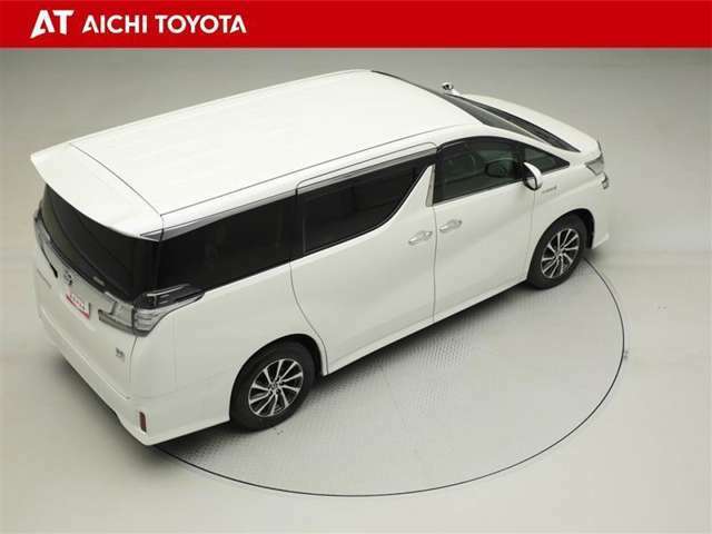 『TOYOTA認定中古車』は「まるごとクリーニング」で綺麗な内外装、「車両検査証」はプロによるチェック、買ってからも安心の「ロングラン保証」、3つの安心安全を標準装備したトヨタのブランドU-Carです