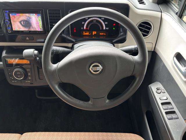 綺麗・清潔に仕上げております。内装の綺麗なお車は気持ちが良いですし、コンディションのいい車が多いです。前のユーザーが丁寧に使っていた証拠です。