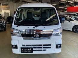 フロントメッキグリル！フォグランプ付き！