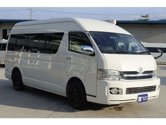 車両サイズは長さ538cm×幅188cm×高さ233cm程となります。
