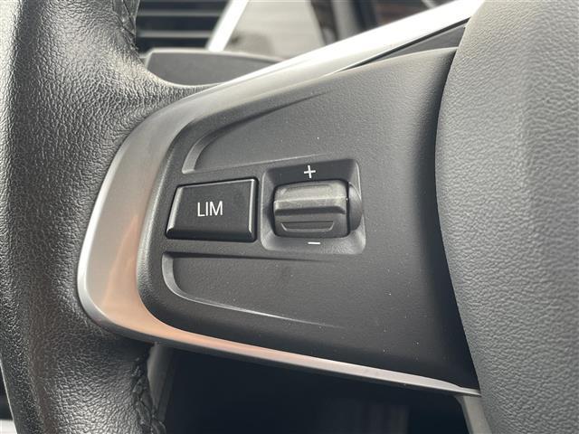 【運転席操作部】『運転席周辺の装備』の画像になります。快適なドライブを楽しむための機能が装備されています！運転席から触れるので使いやすいです！
