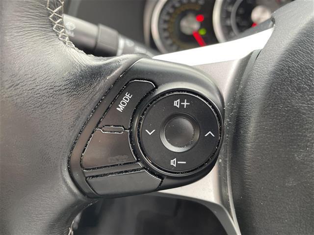【　ステアリングスイッチ　】手元のスイッチでナビ操作が可能です！！非常に便利な機能です。取り付けのナビによってはオプション設定となっております！詳しくはスタッフまで♪