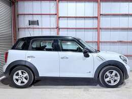 Scroll down for English室内クリーニング済みですので安心してご見学頂けます♪シートの擦れもなく大事に乗られていた様子が伺えます。 interior has been cleaned, so you can feel at ease when viewing the car