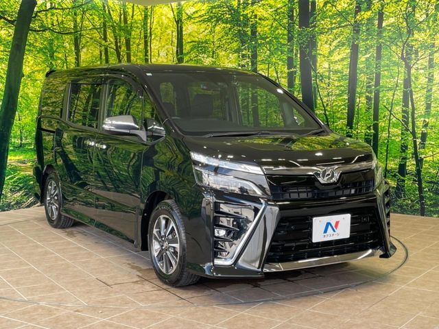 大好評のボディコーティング「弾スプラッシュコート」もご納車までに施工可能。通常のガラスコートと異なる、耐久年数6年の無機質ガラスコーティングが、ボディをキレイな状態に保ってくれます。