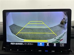 【バックモニター】後ろのカメラの映像をモニターに映し出すことができます！後方の見えない死角や、障害物との距離感をしっかり確認することができます！駐車が苦手な方におすすめです。
