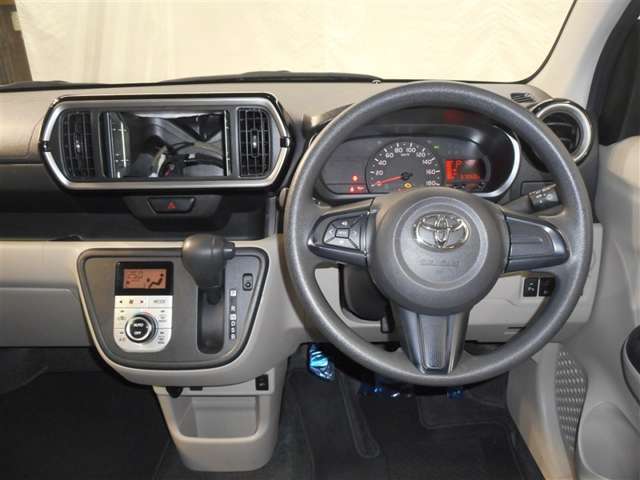 インパネ周りはこんな感じです！