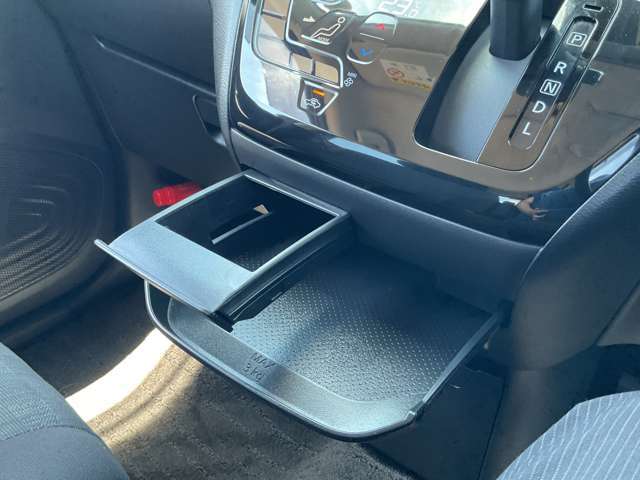 厳しい基準と徹底的な点検をクリアした認定中古車。