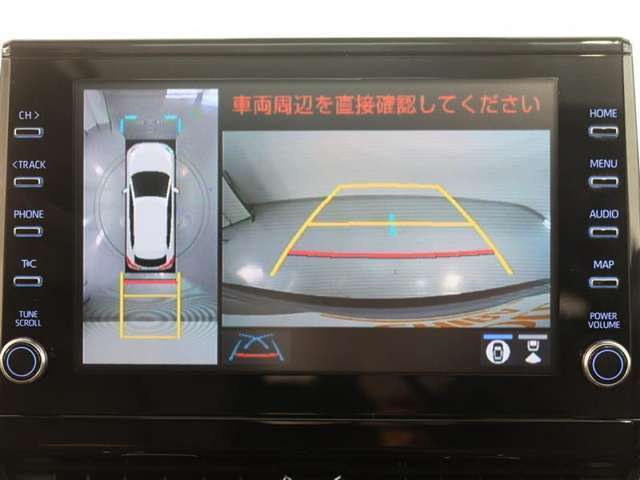 パノラミックビューモニター付きです。車両を上から見たような映像をモニター画面に表示。運転席からの目視では見にくい、車両周辺の状況をリアルタイムでしっかり確認できます。