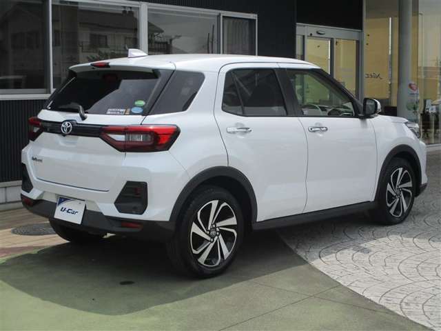 自動車保険も取り扱っております。無料の証券診断も行っておりますので、お気軽にスタッフまでご相談下さい！