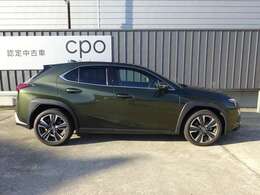 2年間の距離無制限の認定中古車保証が付帯されます。G-link2年間無料付帯です。