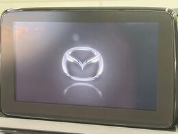 【メーカー純正ナビ】インテリアに溶け込むスタイリッシュな「専用設計」メーカーナビを装備♪視認性や操作性など基本性能にも優れ、より上質なカーライフをお楽しみいただけます。