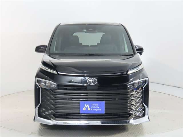 《ロングラン保証α》通常のロングラン保証に有償にてプラス1年または2年の延長保証もお選びいただけます。愛車を永く大切にお乗りになる方におすすめのプランです。