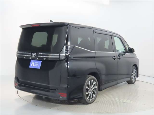 総額表示価格は神奈川県登録の価格です。登録場所で掛かる費用が異なります、詳しくはスタッフまでお問合せください。