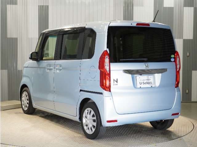 色々なお店で販売しているHonda車ですが、アフターサービスも全てお任せ頂けるのは「HondaCars正規販売店」だけ！ご納車後もお住まいの地域の販売店にて　アフターサービスをお任せいただけます。