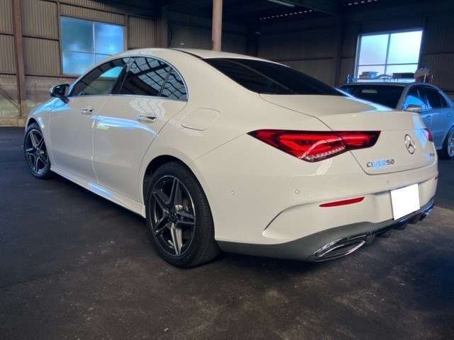 凄くきれいなCLA250が入庫致しました。ハーフレザーシートや360°カメラなどもついております。