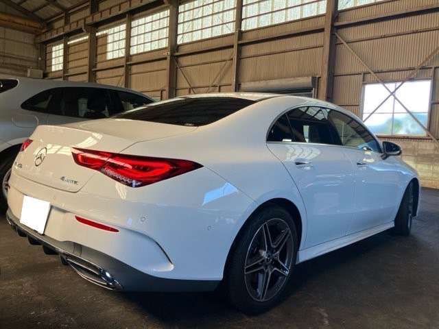 凄くきれいなCLA250が入庫致しました。ハーフレザーシートや360°カメラなどもついております。
