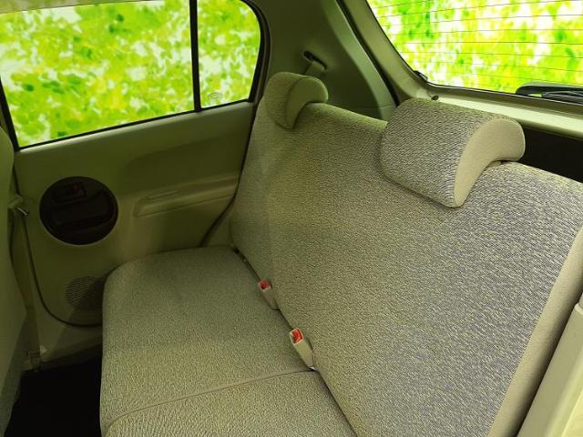 WECARSでは各商談席に大型モニターをご用意しております！見やすい大画面でゆったりと全国の在庫をご覧いただけます！是非ご来店お待ちしております！