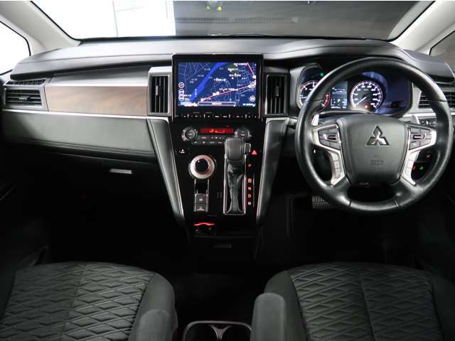 商談中や売約済みの場合もございますので、ご来店の際は、無料電話か店舗024-552-5020にお電話いただけるとスムーズにご案内できます