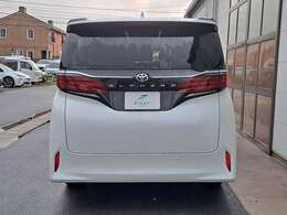 お車に関することは島根県出雲市のRIGHT.にお任せください！・営業時間 10:00～19:00 ・定休日 日曜、祝日※ご来店の際は事前にお電話ください