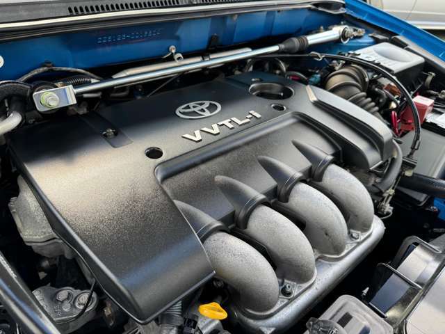 法定整備付き、車検整備付き車両に関しましては全車エンジンオイル、オイルフィルター、ミッションオイル(AT、CVT除く)、デフオイル、消耗品を交換してからのお引き渡しになります。