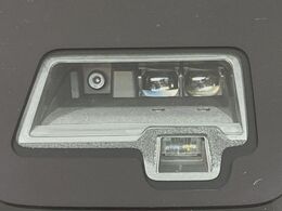【スズキ　セーフティサポート】走行中に前方の車両等を認識し、衝突しそうな時は警報とブレーキで衝突回避と被害軽減をアシスト。より安全にドライブをお楽しみいただけます。