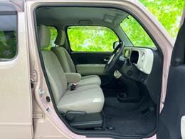 「この車の写真をもっと見たい」「状態が気になる」「この装備はついている？」どんな小さな疑問でもお気軽にお問い合わせください！