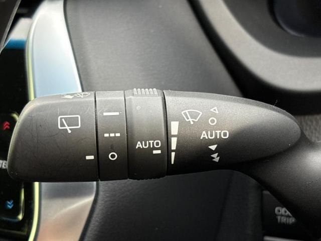 お車に合わせて無料保証以外にも、保証範囲、期間、距離を拡充させた有料保証もご用意しております！中古車の購入が初めてで不安・・・というお客様もご安心ください！