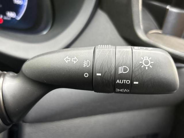 国産車から輸入車まで多様なお客様のニーズのお応えできるように、全国規模で豊富な在庫展開！車のことならWECARSへ！