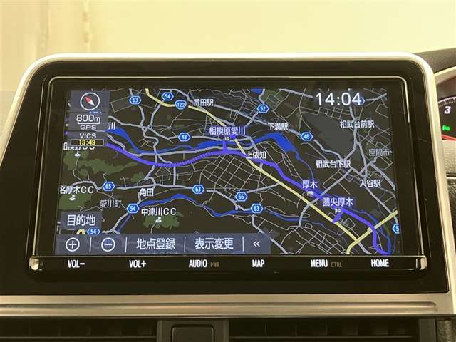 いまや必須装備「ナビゲーション」搭載！知らない場所にスイスイッとドライブ。もう、これなしではハンドルを握れませんね！でも運転中の操作は危険ですのでご注意ですね☆