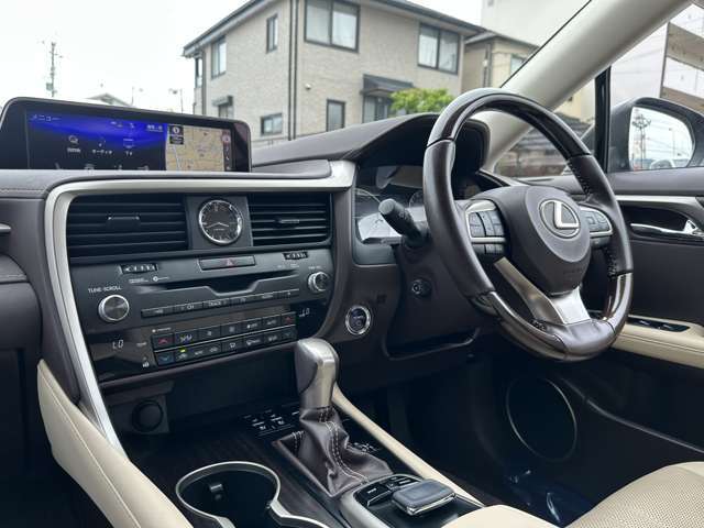【包み隠さず情報開示・真面目な販売】当店の展示車には全台に品質評価書（第三者機関が検査を実施した証明書）が紙面で発行されております。メーター改ざん、修復歴の不当表記は一切ございません。ご安心ください。