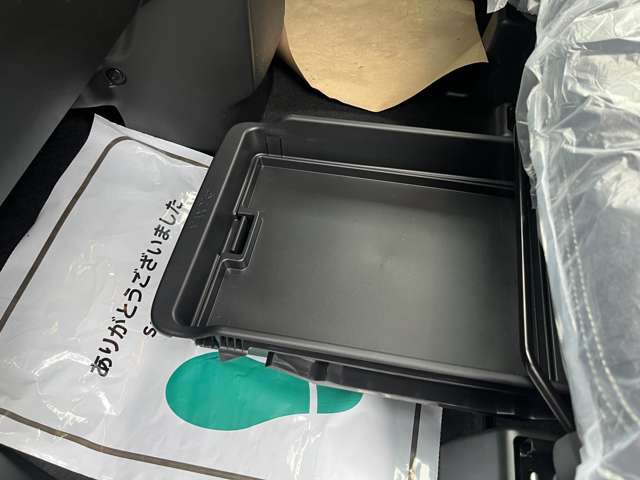 この度は当店のお車をご覧になっていただき、誠にありがとうございます。ぜひじっくりとご検討下さい。気軽にお問合せ・お見積りお待ちしております。