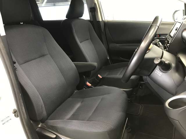 ★売り買いおトクのカーセブン♪程度良好おすすめの一台です☆☆ぜひ現車を見にカーセブンMEGA福井店へお越しください★