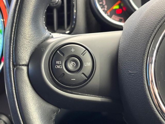 ●オートクルーズコントロール：高速道路や自動車専用道路等にて、定速巡航が可能となる便利な機能です。長距離移動の際でも疲れにくく便利にお使いいただけます♪