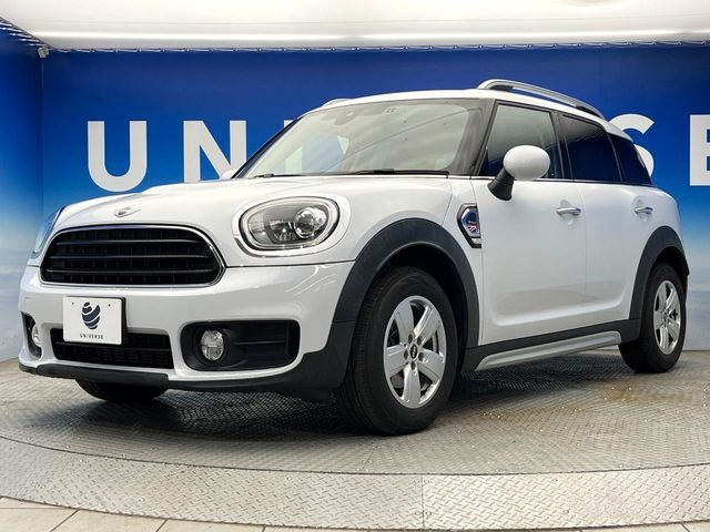 ●無料付帯の保証の他、安心の最長3年・走行無制限保証（有償）をご用意。輸入車を安心してお楽しみいただける様、保証内容も充実はもちろん、無料点検＆オイル交換やロードサービスも付帯しております。