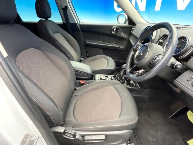 ●シートの使用感：破れ・へたりも少なく、ご覧の通りきれいな状態を維持しております。また、室内クリーニング・コーティングもご用命いただけます。