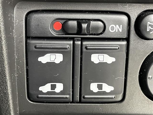 【運転席操作部】快適なドライブを楽しむための機能が装備されています！運転席から触れるので、使いやすいです！除菌プランいれていただくと、さらに清潔で安心していただけます！